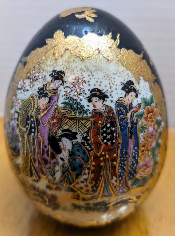 Vintage - Japan Egg - Hand Painted - 4" Tall