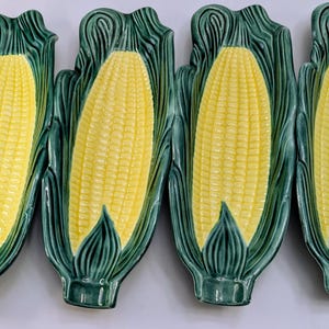 Vintage - Corn / Ceramic Plate - Measure 10&#39;&#39; long