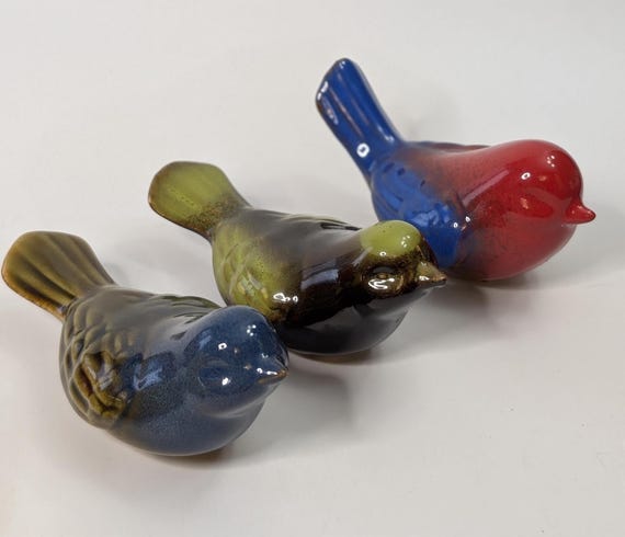 Vintage - Ceramic Bird Trio - measures 4''- 4.5'' high