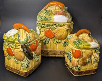 Set of 3 countertop jars / containers - Pattern: Vegetables - Ceramic - by Majolica