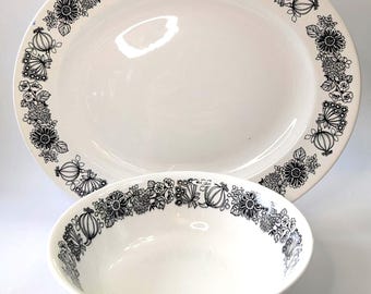 Bandeja y cuenco de servir de la marca Grindley Manitou Ironstone, fabricados en Inglaterra.