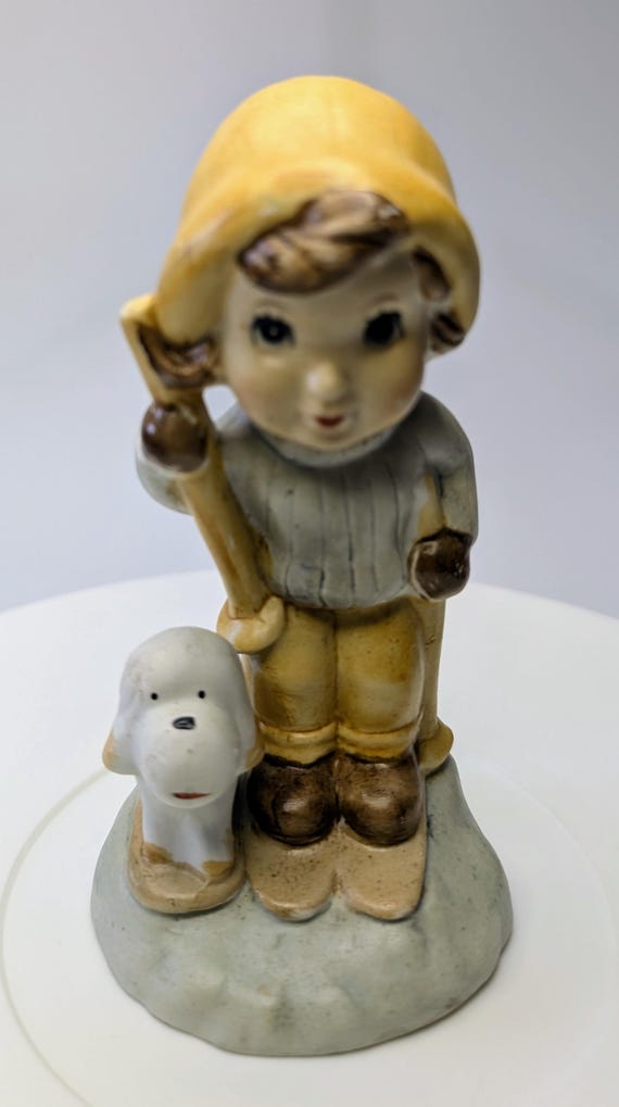 Vintage - Little Girl Skier - Porcelain - 5'' Tall