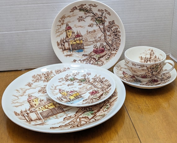 Vintage - Chateau - Brown Transferware Japan - Complete Cutlery for One Person (5pcs)