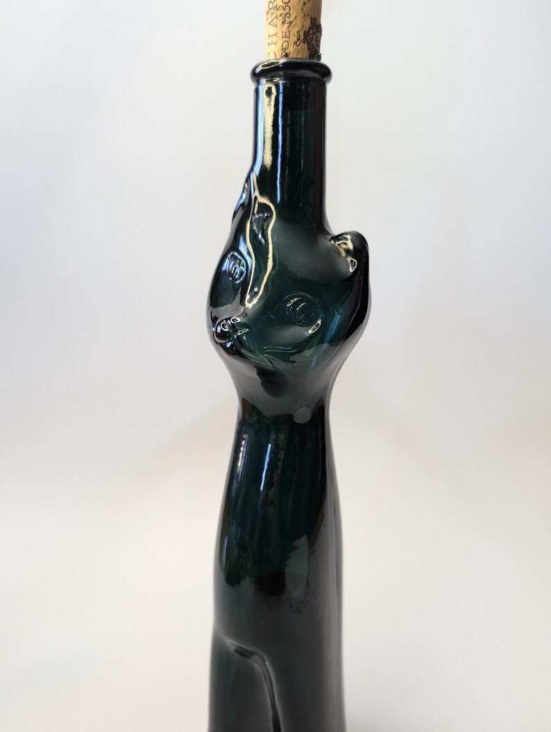 Vintage 1997 Wine Bottle Cat Shape Glass Measures 13''tall Without Cork