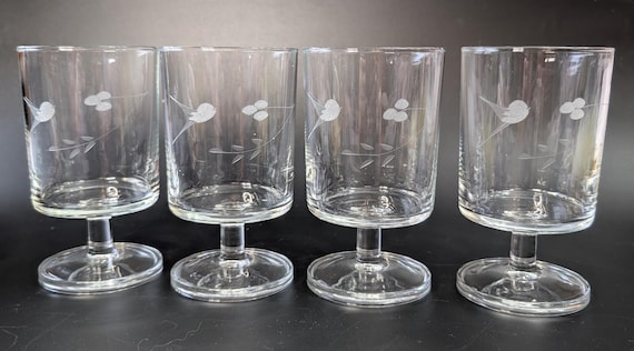 Vintage - Set of 4 Glasses Engraved with Birds - Luminarc 5" tall