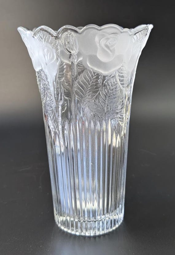 Vintage - Elegant Vase - Glass - frosted flowers - 8''Tall x 5'' diam.