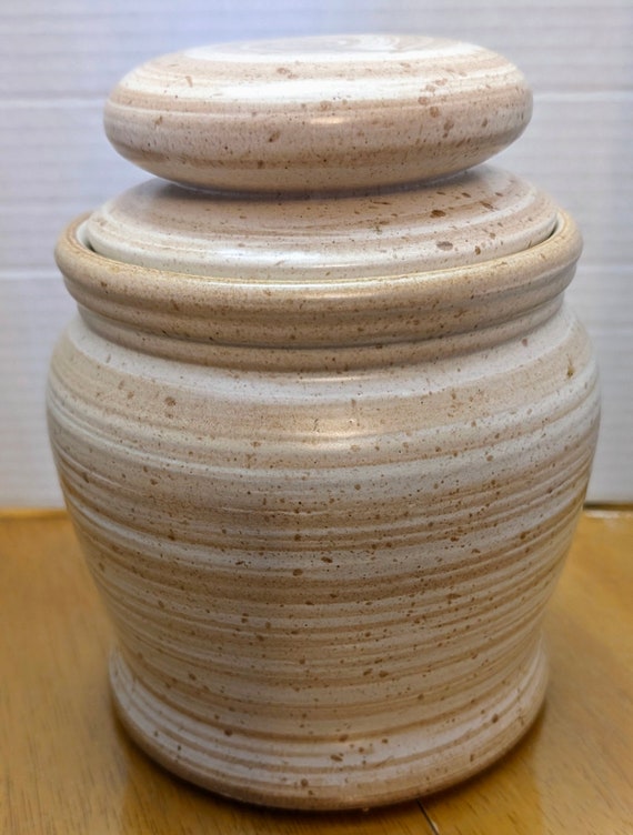 Vintage - Jar / Pot Pottery Guenin Trudeau - Measures 8.5" Tall.