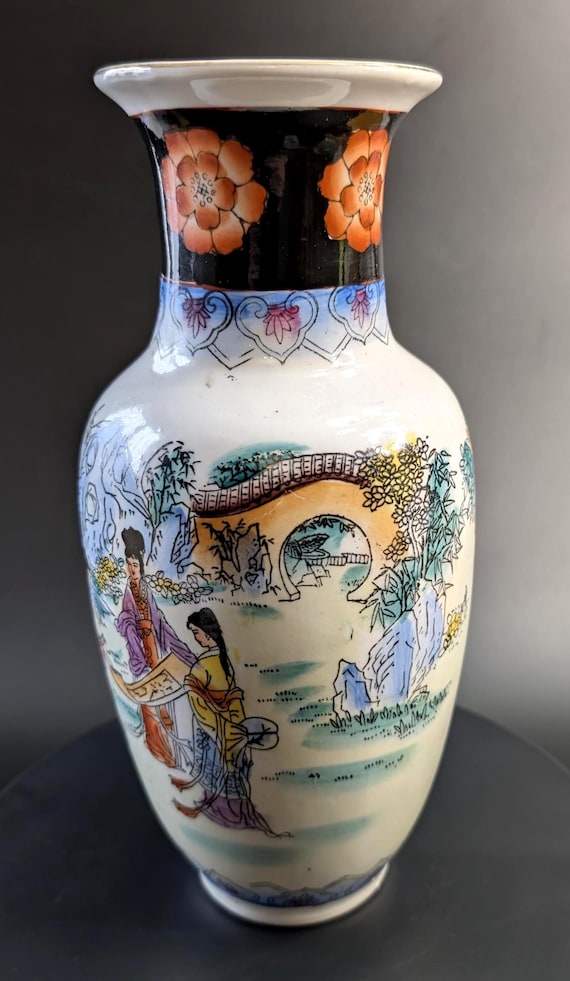 Vintage - Chinese Vase - Porcelain - hand-painted - 10'' high