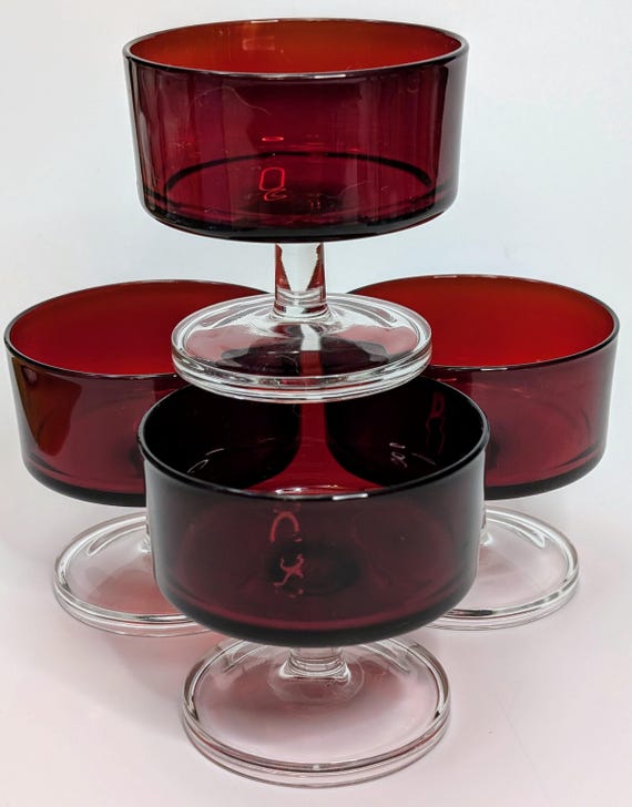Vintage - Luminarc Glass - France - Set of 4 Glasses - Ruby - Measures 3.5'' Tall x 3.5'' diam.