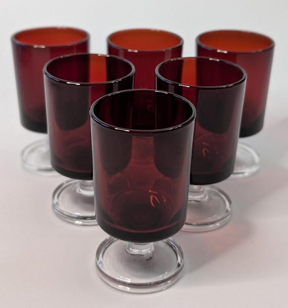 Vintage - Luminarc Glass - France - Cavalier - Set of 6 Glasses - Ruby - Measures 3''tall x 1.5''diam.