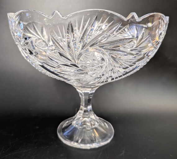 Vintage - Splendid Crystal Footed Bowl- Pinwheel Pattern - Solid / Thick