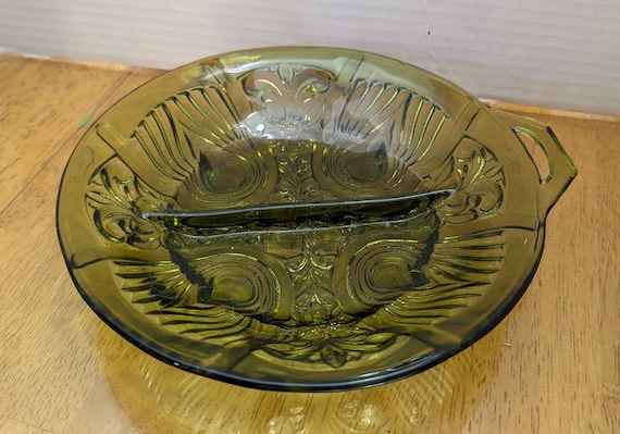 Vintage - Indiana Glass - Killarney Green Plat 2 Green Sections - 8"diam.