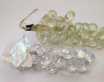 Vintage - Grapes in Lucite - lot of 2 grapes