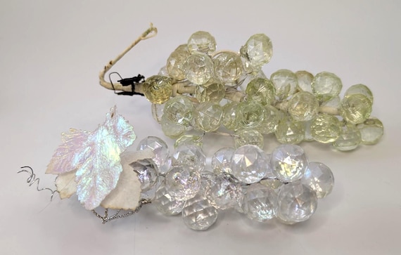 Vintage - Grapes in Lucite - lot of 2 grapes