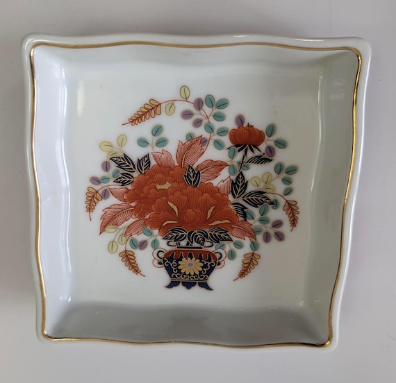 Vintage - Asian-style Plate / Catchall decorative - porcelain - trinket dish - from Japan