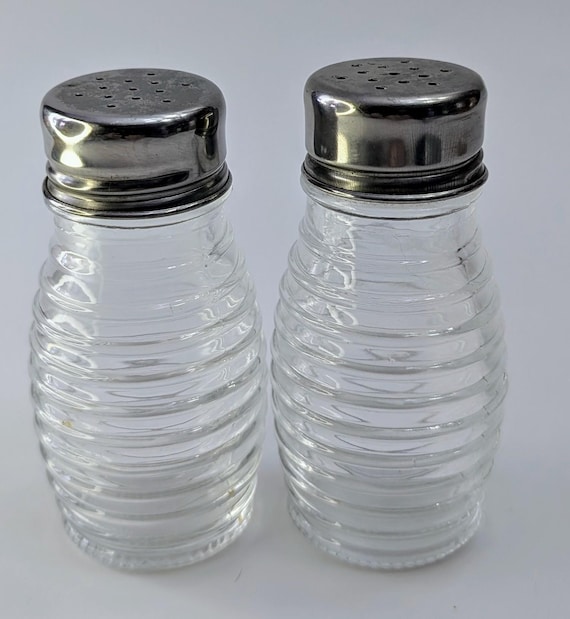 Set of S/P - Salt and Pepper Shakers - Glass - 3.5'' Tall