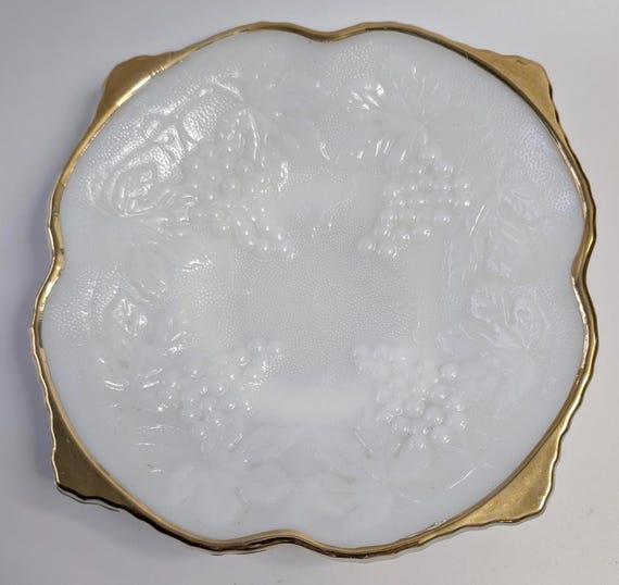 Vtg - Anchor Hocking - Fruit Bowl - white glass and gilt - 9'' long x 9'' wide