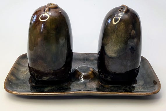 Vintage - Salt & Pepper Shakers and Pepper Shakers and Tray - Beauce Pottery - Salt and Pepper Shakers - 7.5''long(tray) x 4'' tall