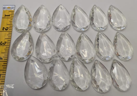 Vintage - Replacement Parts - Lot of 17 Teardrops for Candlestick / Light Fixture