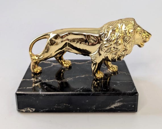 Vintage - Metal lion on marble pedestal - paperweight