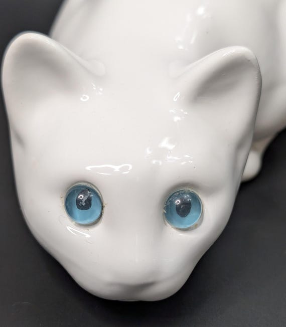 Vintage - White cat figurine with blue eyes - MCM - marked Elpa Alcobaca Portugal - measures 12'' long