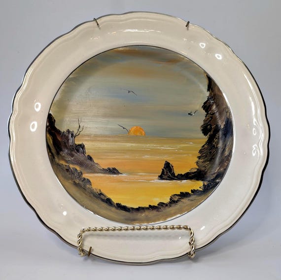 Vintage - Hand Painted Wall Collection Plate - Acapulco - 10'' diameter