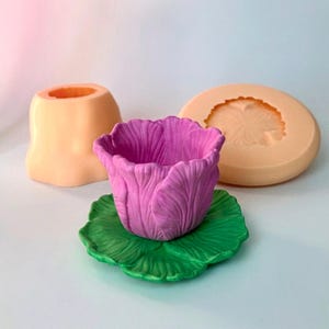 Tulpenblumenkerzenschalen-Silikonform mit Blattbasis, 3D-Blumenkerzenhalterform, Frühlingsblumengefäßform für Wachs, Blumentopfform