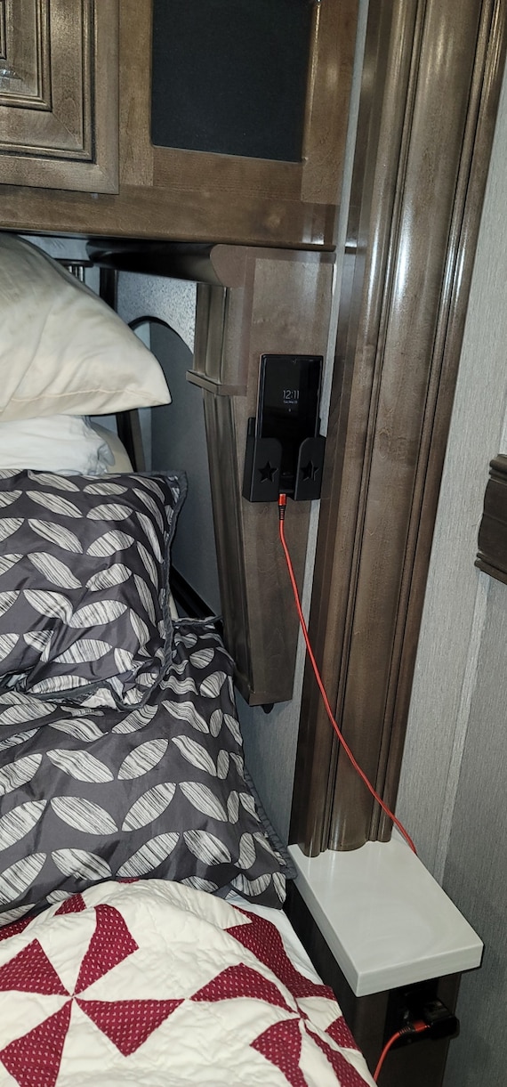 RV bedroom Cellphone holder