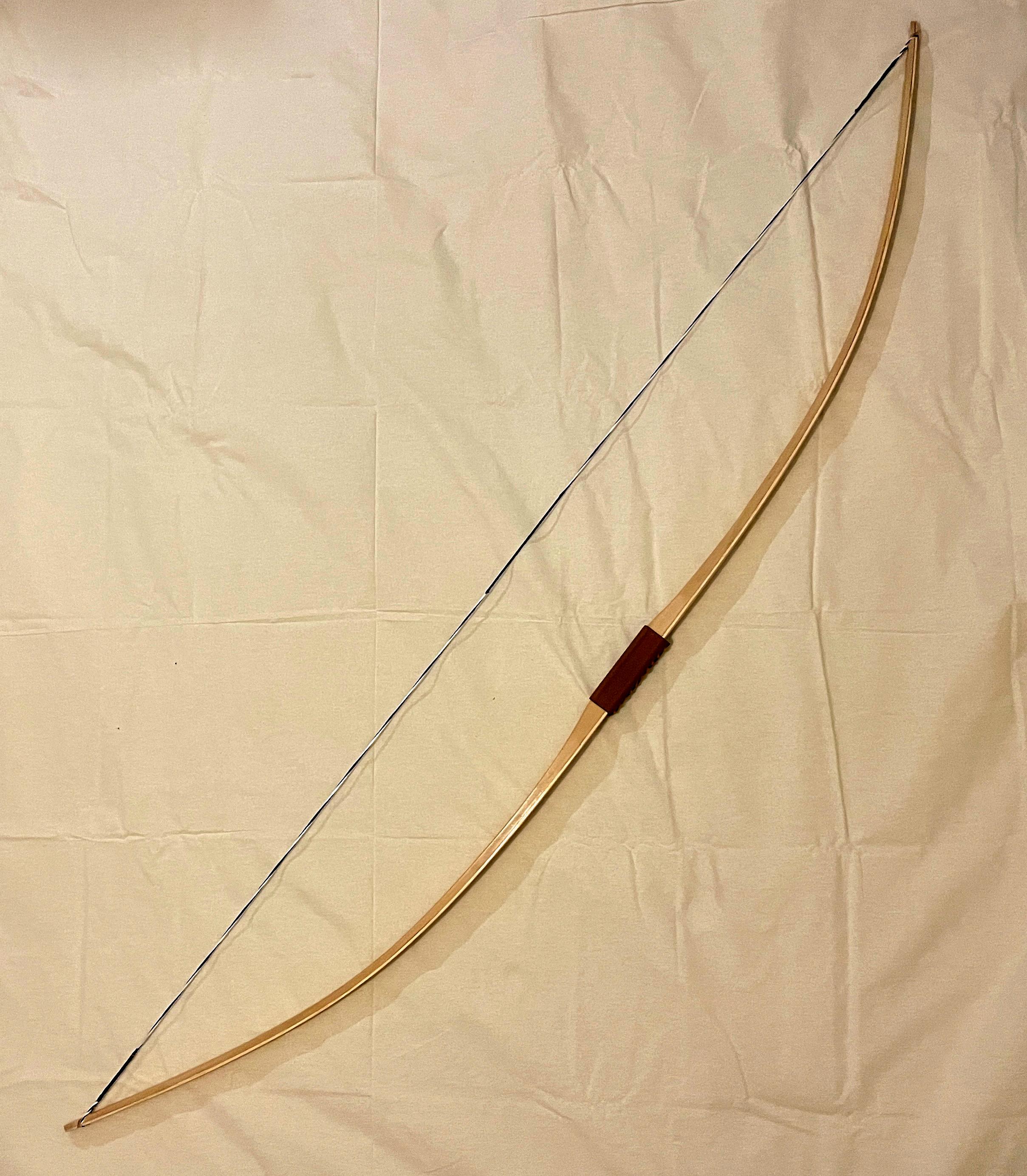 Arc long en bois 95 cm avec 2 flèches embout protégé