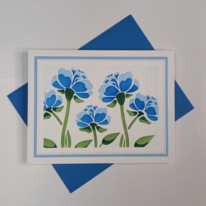 Cartão floral azul em branco – Cartão de felicitações feito à mão – Dia das Mães, Aniversário, Aniversário, Pensando em você, Para ela – Personalização oferecida