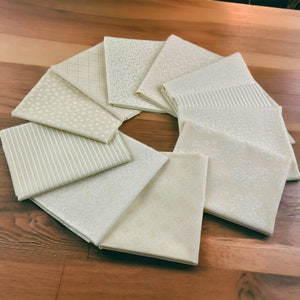 Background Fabric /Cotton Blossom Natural on White /Galaxy /FQ Bundle/Half Yard Bundle /Yard Bundle/(10 pieces)