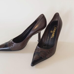 Vintage Chanel Pumps - Etsy