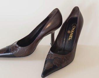 Vintage Chanel Brown Leather Heels – Floral Appliqué Stiletto Pumps (IT 38)