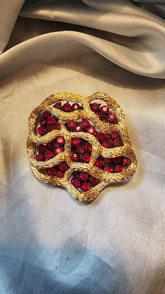 Vintage Gold Toned w/ Red Rhinestones Brooch