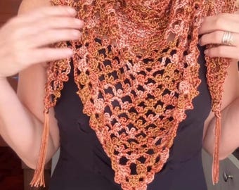 Pattern for crocheting a triangular scarf or pashmina (video tutorial in Spanish)