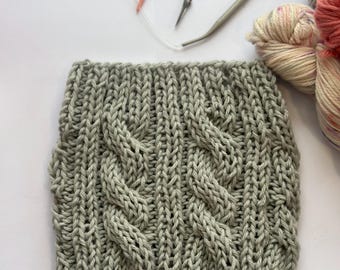 Circular knitting pattern for a braided neckline (video tutorial and pdf)
