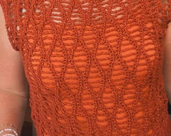 Abril Casalanas Blouse crochet pattern in size M (video tutorial and pdf in Spanish)