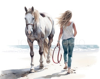 Può includere: Una donna cammina lungo una spiaggia sabbiosa con un cavallo bianco. La donna indossa una canottiera bianca e jeans blu. Tiene in mano un guinzaglio rosso. Il cavallo cammina al suo fianco, guardando verso la fotocamera.