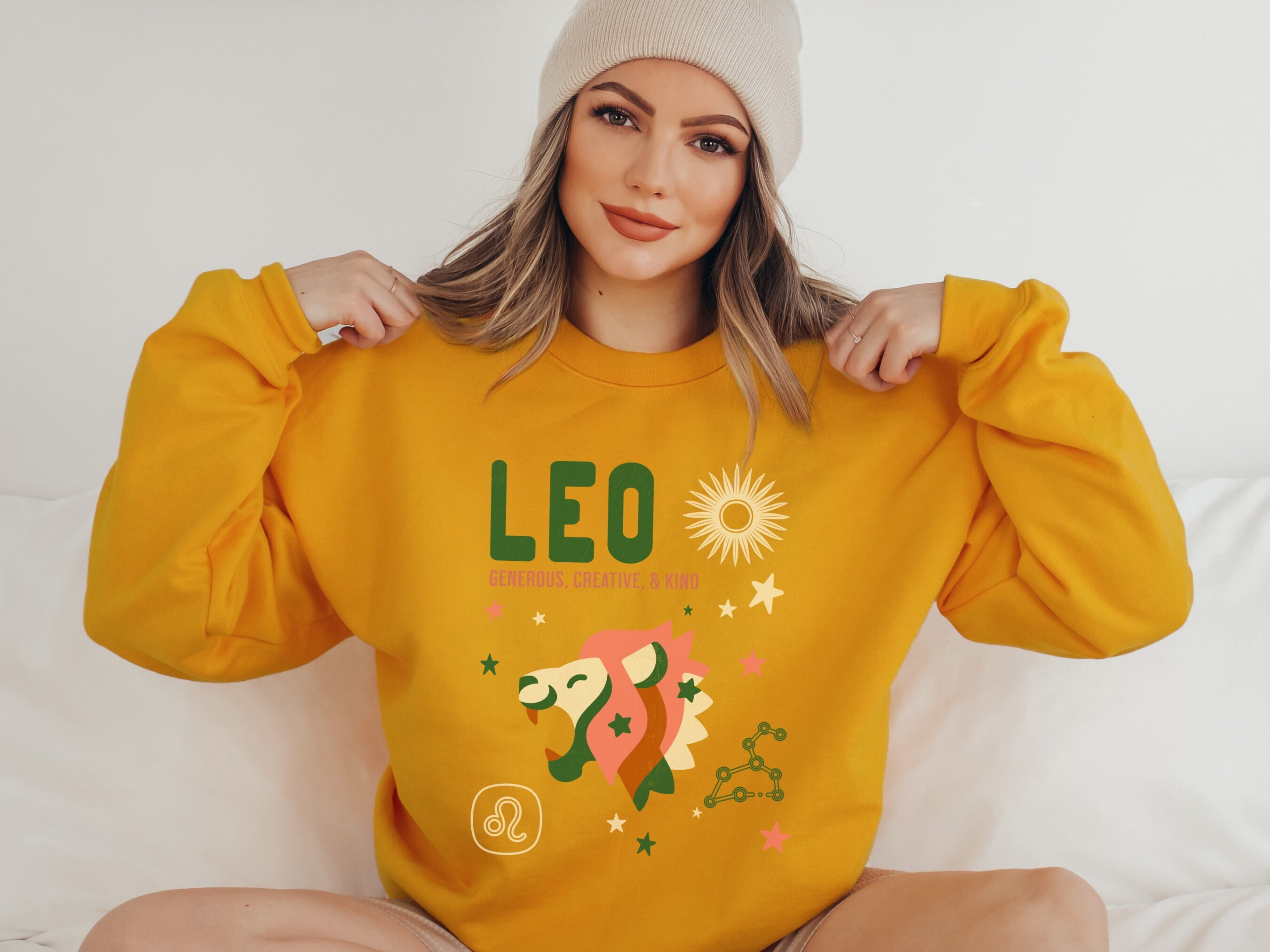 Best Friend A Leo Will Change Your Life Champion Unisex Powerblend Hoodie