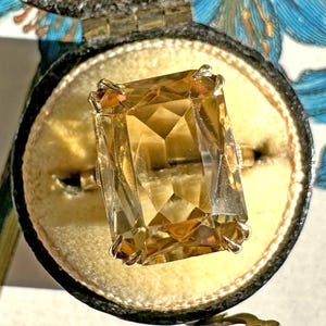 Vintage 1961 9k Yellow Gold Citrine Cocktail Statement Ring | Size 3.5 image 1