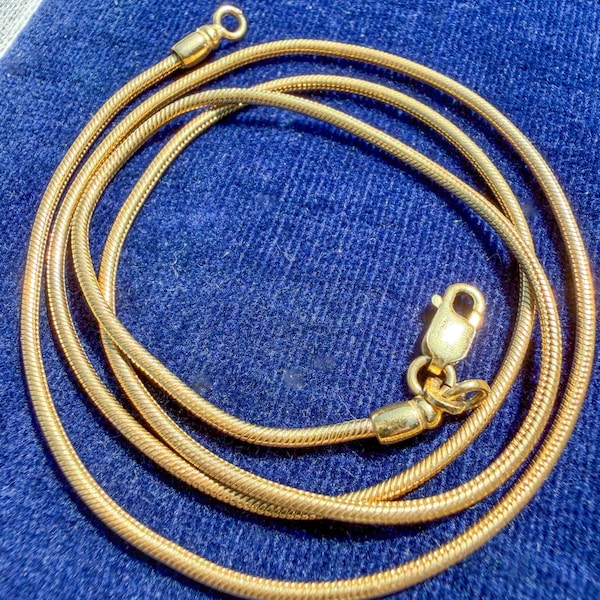 Collier vintage en or jaune 14 carats, maille serpent, 45,7 cm (18 pouces), 7,8 grammes, bijou ancien italien