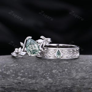 Moss Agate Couples Ring Set Sterling Silver His and Hers Wedding Band Kite cut Moss Agate Mens Band Twig Leaf Style Couple&#39;s Ring Green Gem