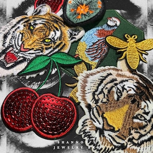 超希少　GUCCI　タイガー　ブローチ　アイスブルー Gucci Tiger Patch - Etsy