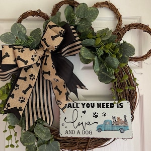 Dog Wreath, Paw Print Grapevine Wreath, Animal Lover Wreath,  Everyday Wreath, Farmhouse Wreath, Front Door Wreath,Best Seller,Free Shipping