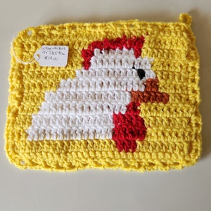 Hand Crochet Chicken Potholder: Farmhouse Kitchen Decor