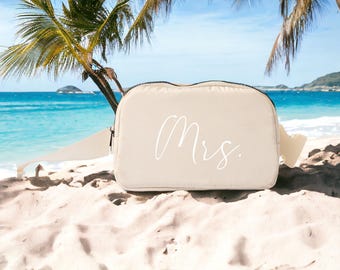 Custom Bachelorette Fanny Pack Personalized For Bride/Bridesmaids Set Initial Crossbody Wedding Purse Bride Fanny Pack Gift