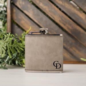 Personalized Flask for Men, Leather Flask, Flask Personalized, Flask Leather, Flasks for boyfriend, engraved flask