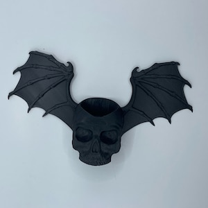 Hanging Skull Bat Light