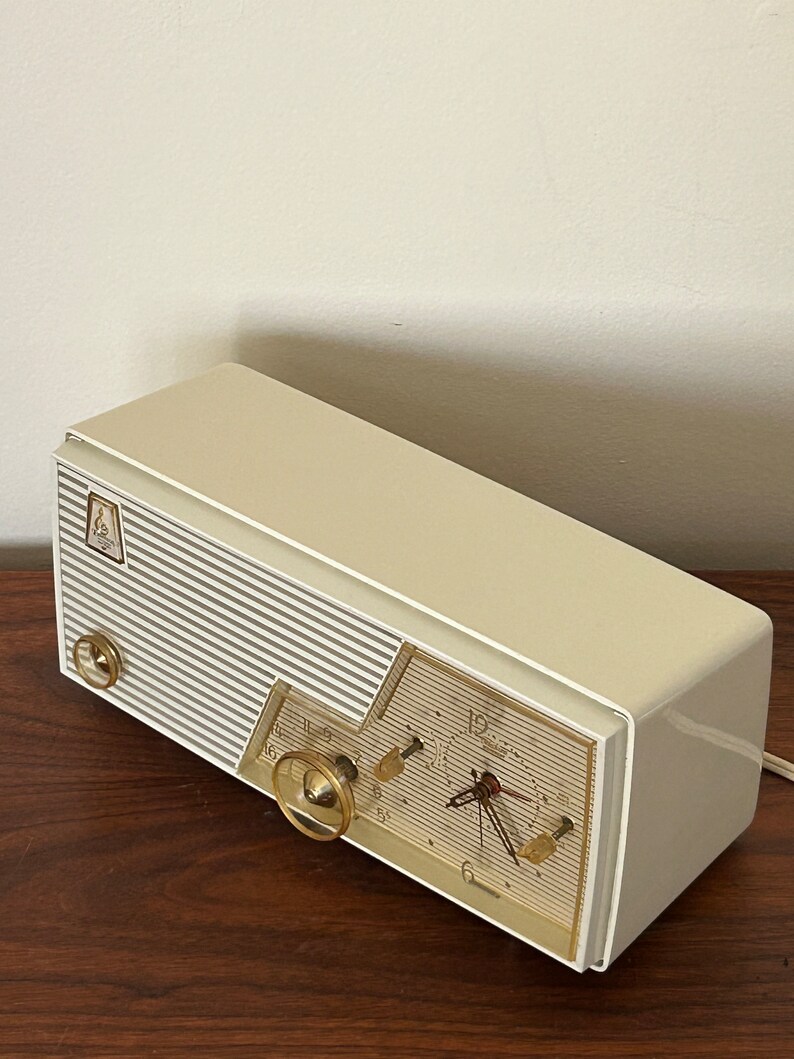 Vintage Emerson Clock Radio From 1958. Works Great Etsy