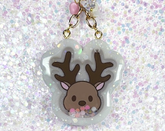 Reindeer Shaker Keychain,  Christmas Deer Bag Charm, Pastel Holiday Resin Decoration, Kawaii Christmas Gift